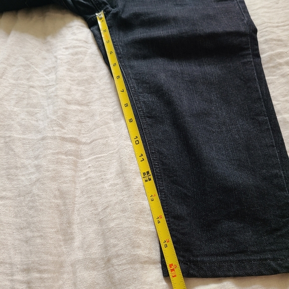 Seductions Women's Black Denim Casual Summer Skinny Capris Jeans - Picture 12 of 12